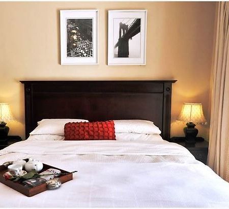Arum Place Guest House Йоханнесбург Экстерьер фото