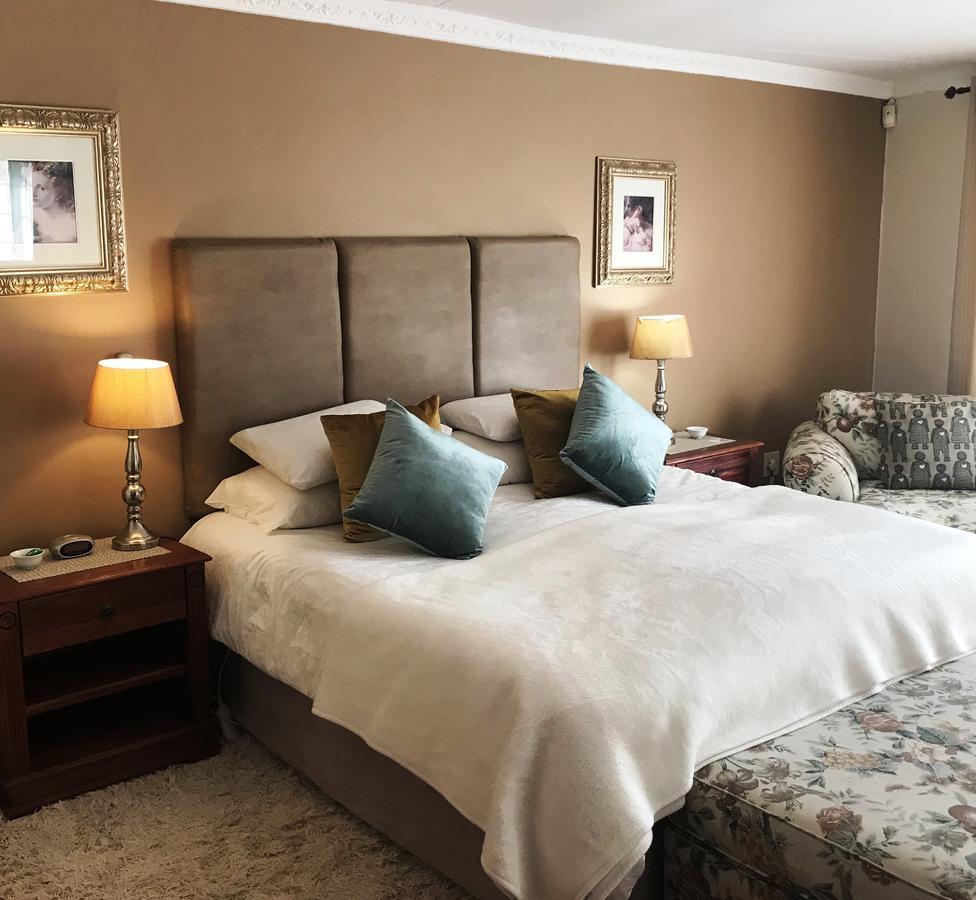 Arum Place Guest House Йоханнесбург Экстерьер фото