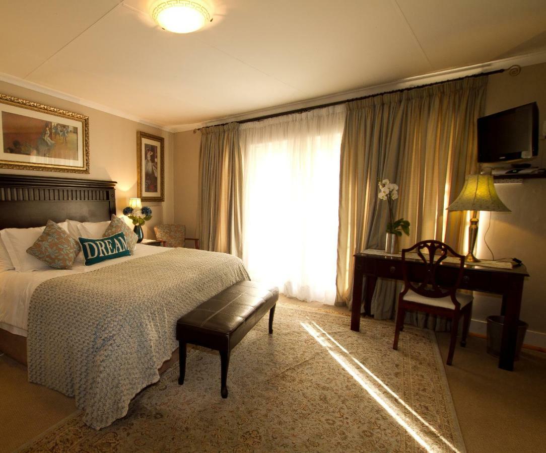 Arum Place Guest House Йоханнесбург Экстерьер фото
