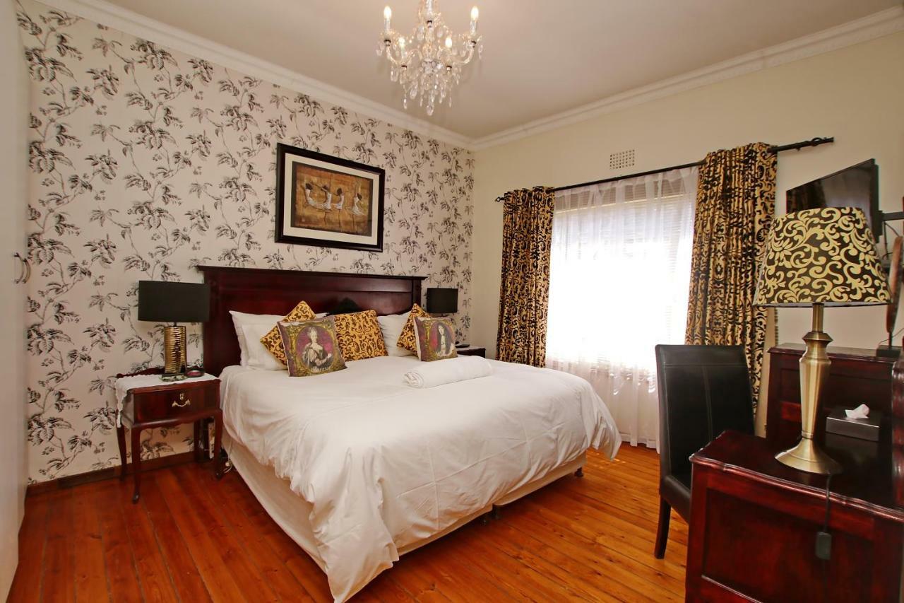 Arum Place Guest House Йоханнесбург Экстерьер фото